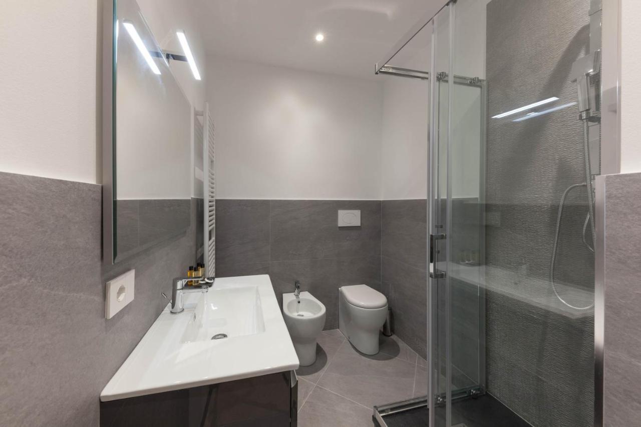 Teseo Apartments & Relax Генуа Екстериор снимка