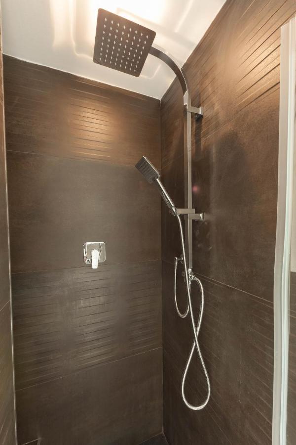Teseo Apartments & Relax Генуа Екстериор снимка