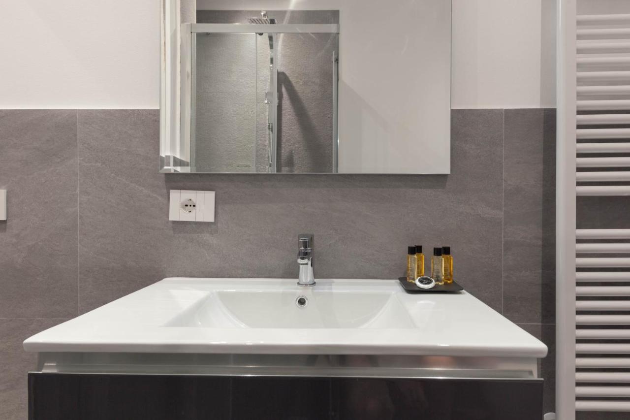 Teseo Apartments & Relax Генуа Екстериор снимка