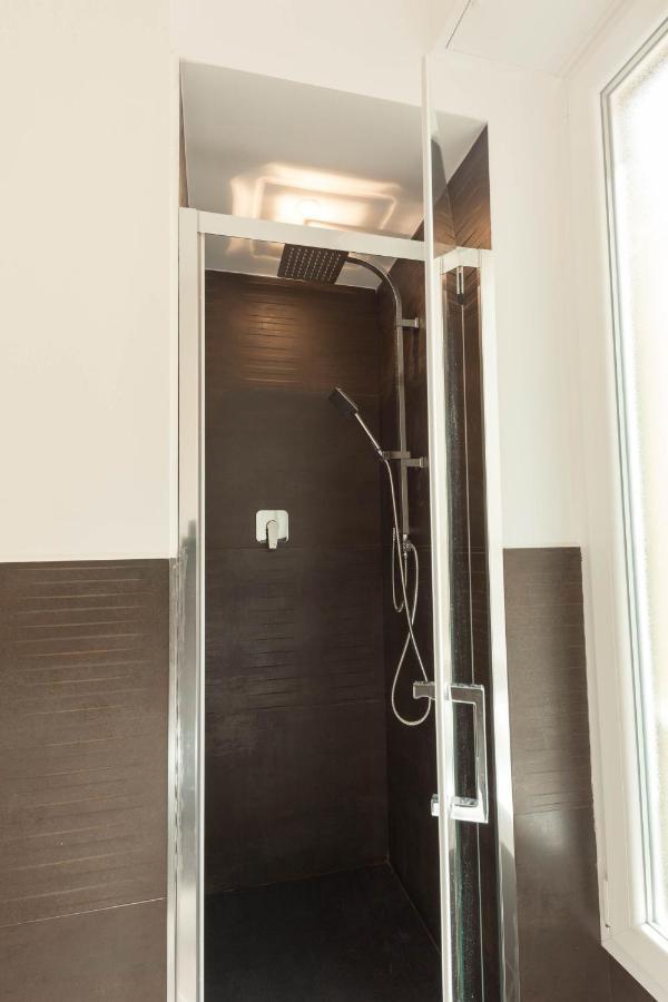 Teseo Apartments & Relax Генуа Екстериор снимка