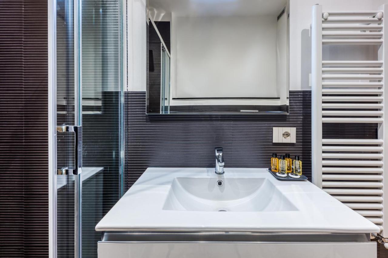 Teseo Apartments & Relax Генуа Екстериор снимка